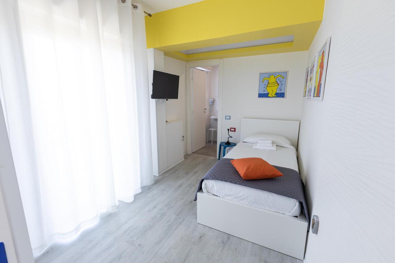 Valmontone Travel Rooms מראה חיצוני תמונה