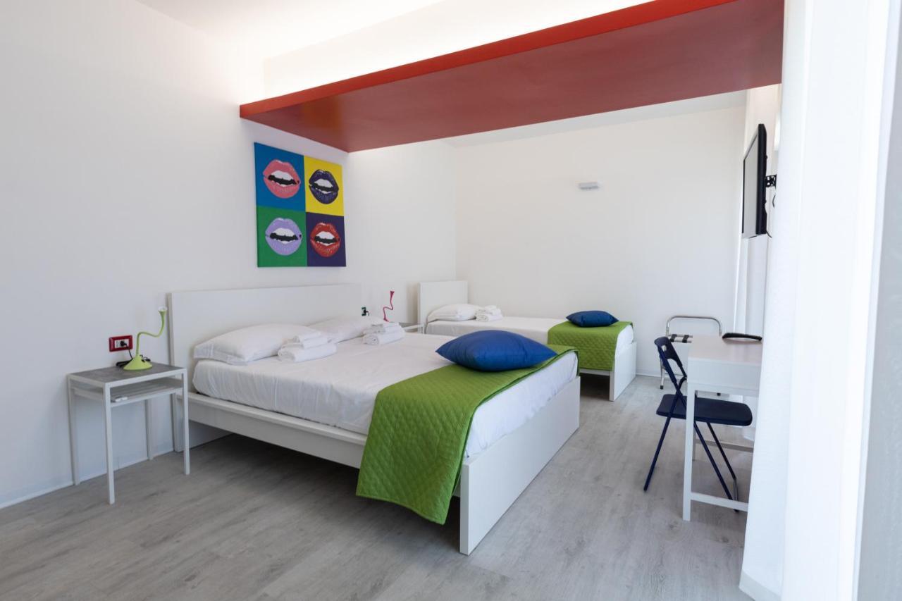 Valmontone Travel Rooms מראה חיצוני תמונה