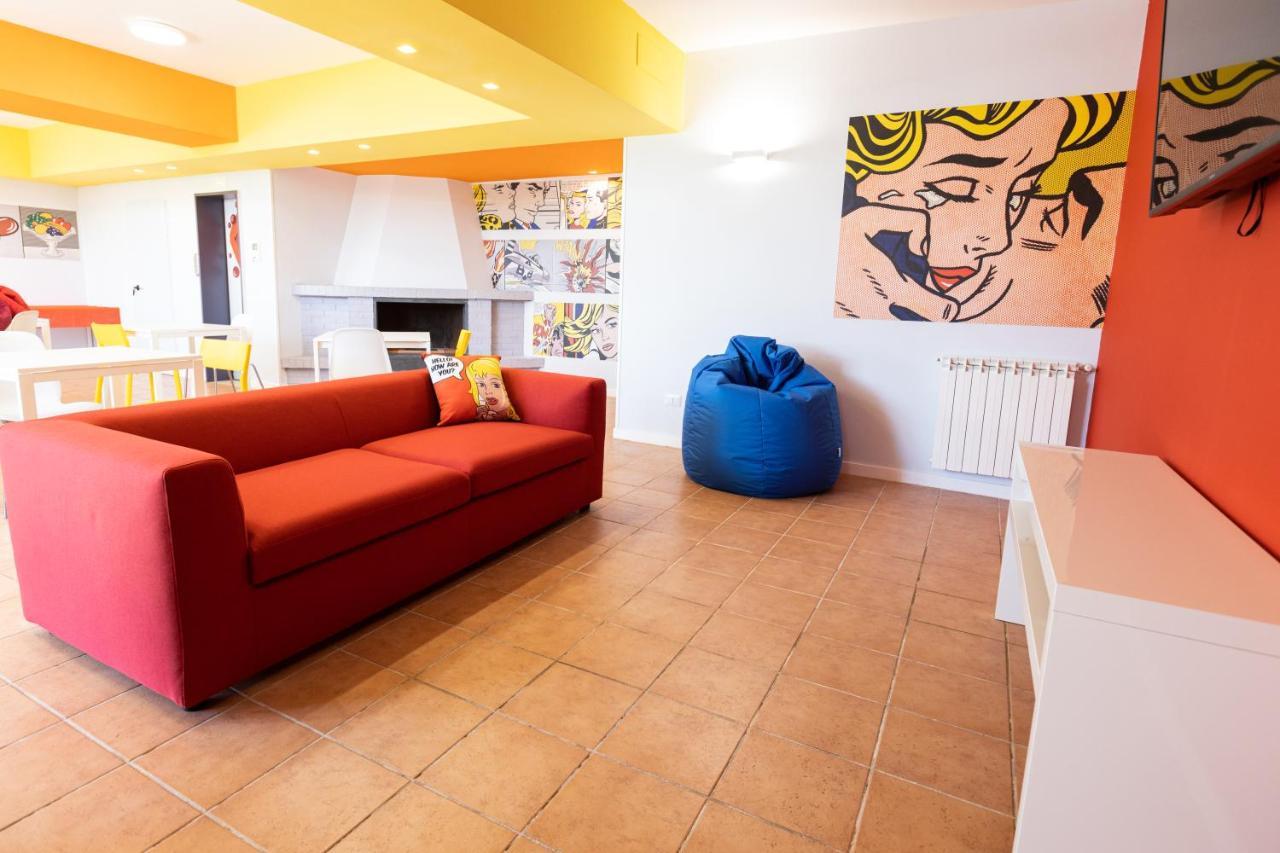 Valmontone Travel Rooms מראה חיצוני תמונה