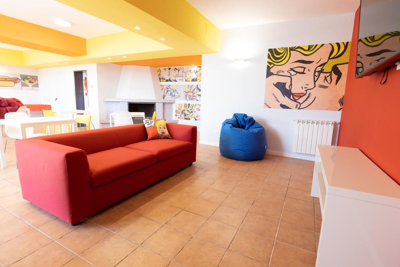 Valmontone Travel Rooms מראה חיצוני תמונה